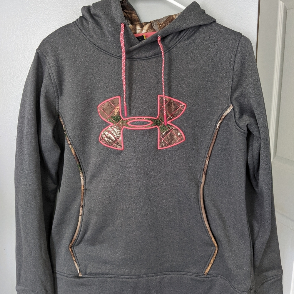 Under Armour Hoodie